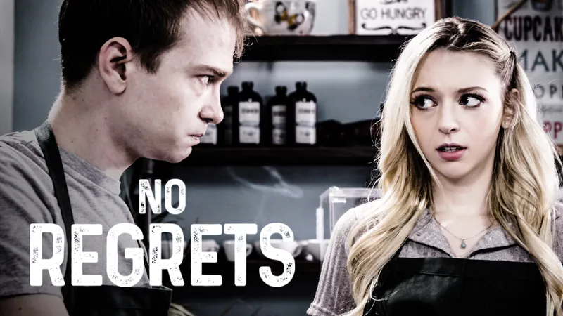 肉棍狂顶骚穴浪声不断