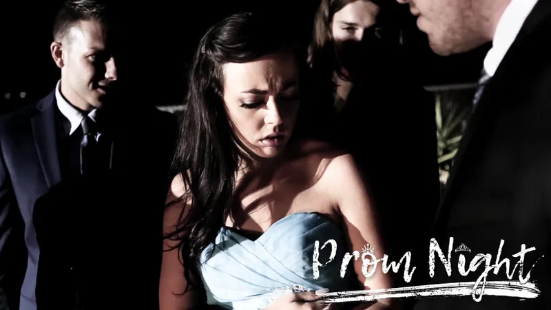 母亲亲手送女儿进他怀里