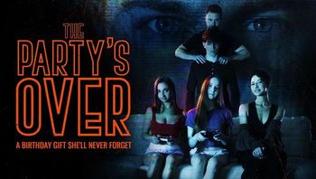 三女派对惨遭继父轮操